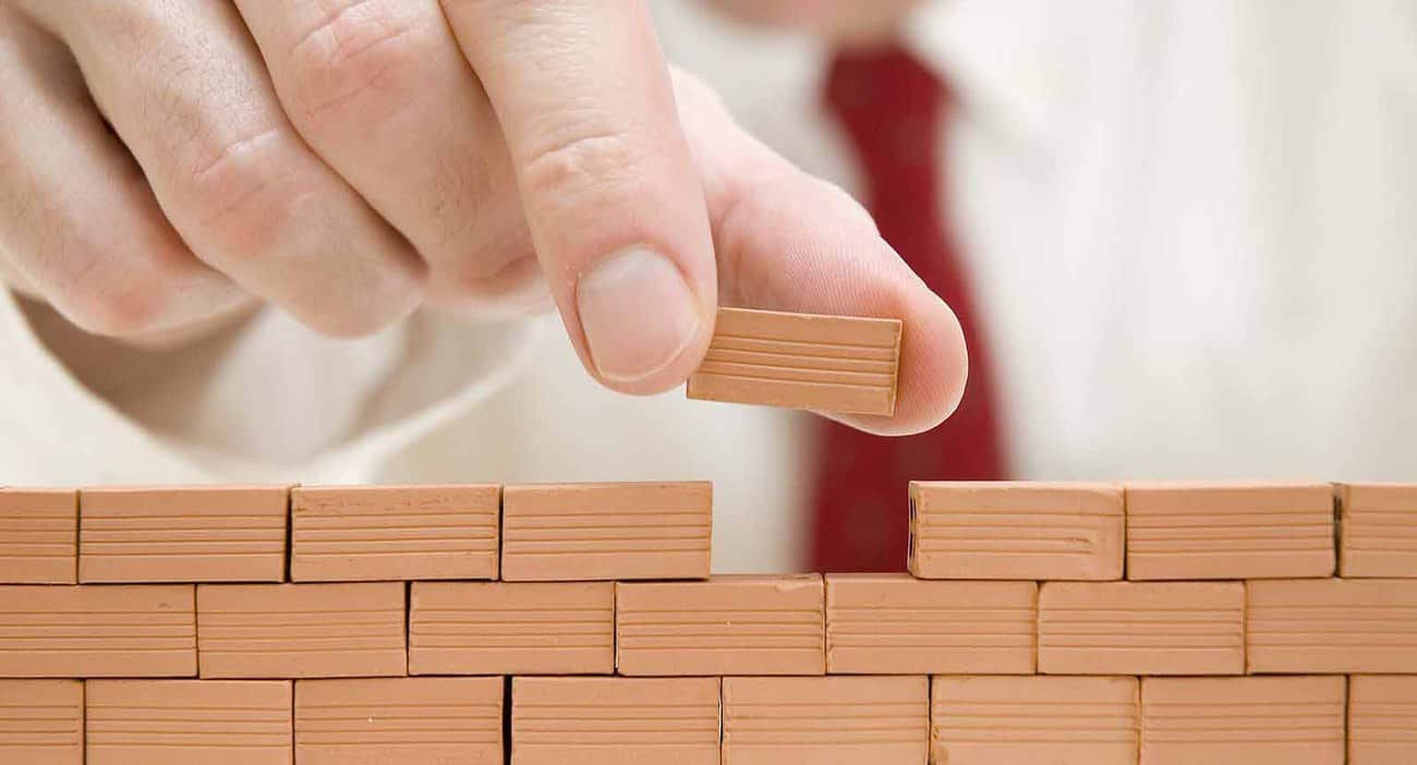 What Can a Party Wall Delay Actually Cost a Project Southwick?