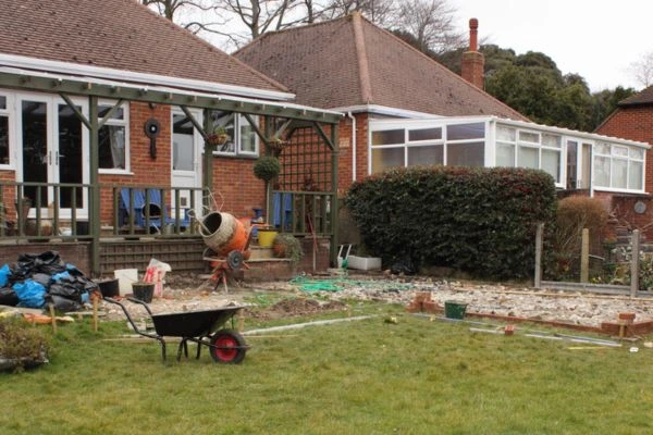 Understand the importance of boundary walls Southwick contact Jason edworthy party wall surveyors today!